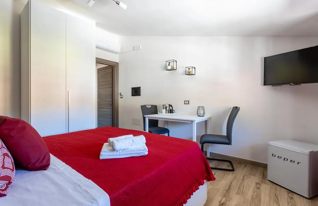 Cadoni Guest House-1